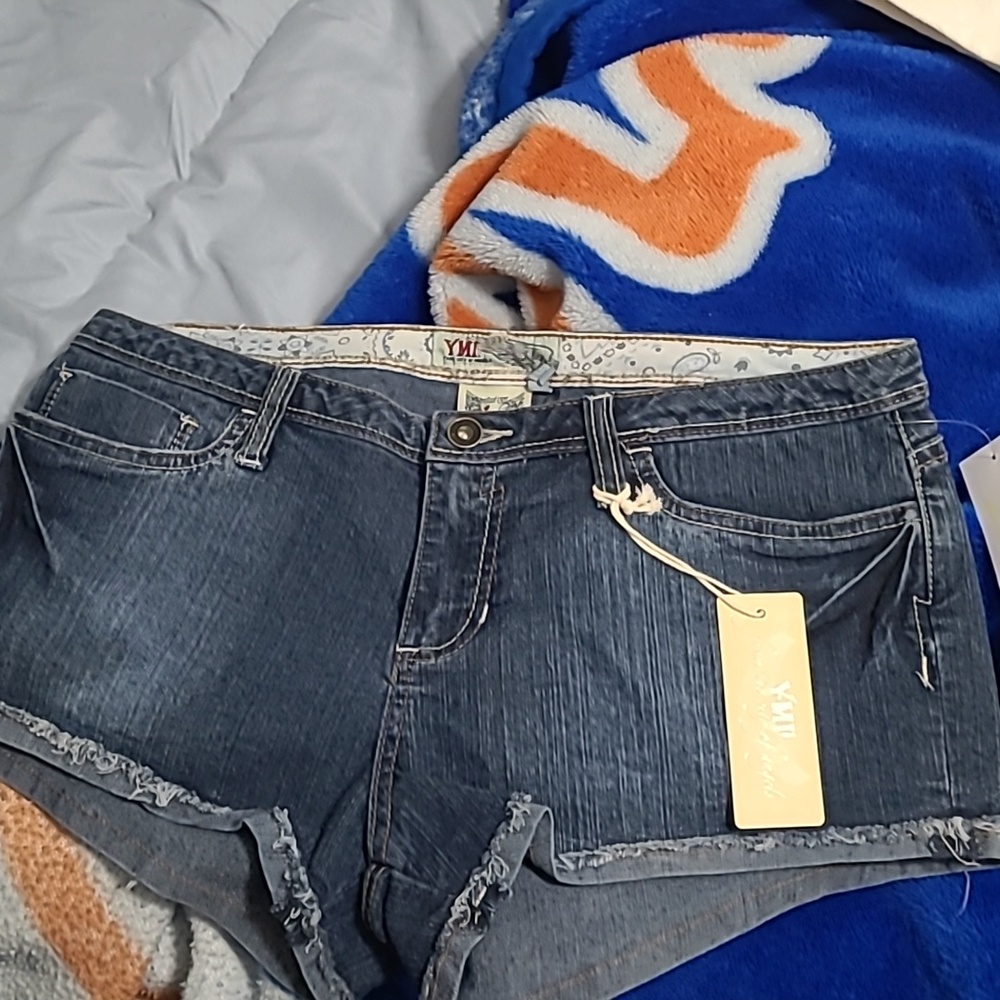 Ymi Jean shorts